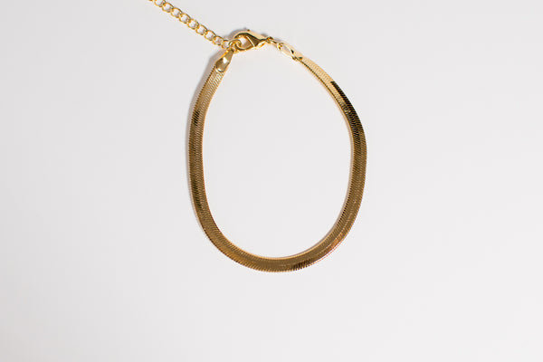 THE SERINA BRACELET