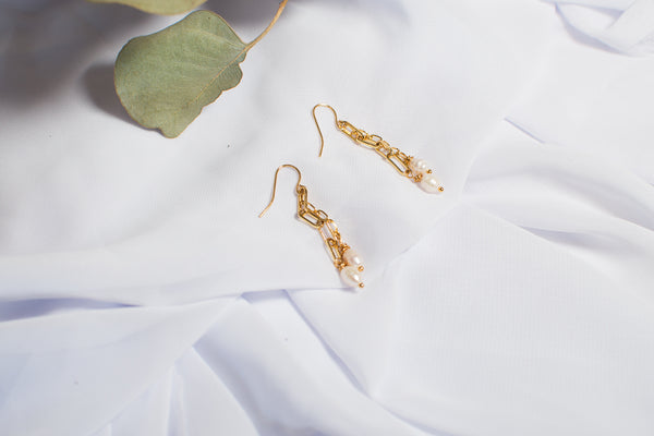 THE BETTE EARRINGS