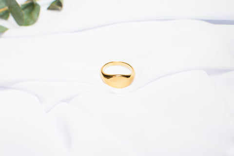THE ESSIE RING