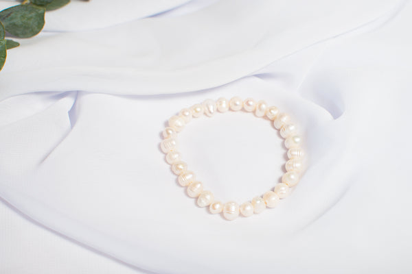 THE NAIDA PEARL BRACELET