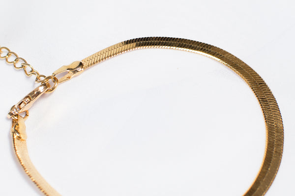 THE SERINA BRACELET