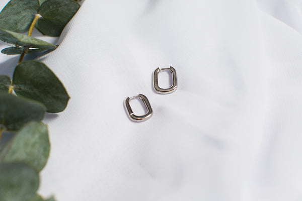 THE FIN HOOPS