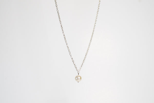 THE ROWENA NECKLACE